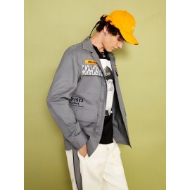 Men Bird & Slogan Graphic Flap Pocket Jacket